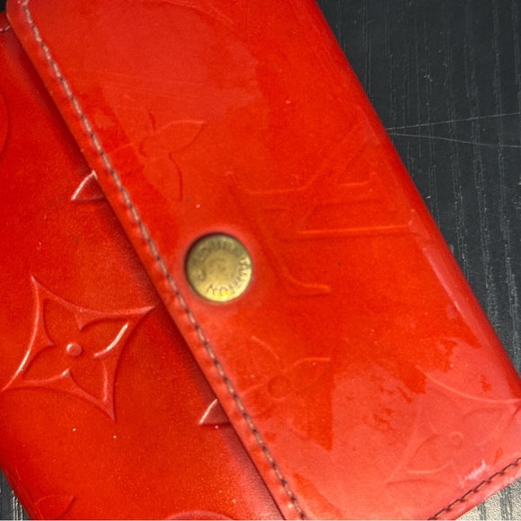 NEW PRICE CUT Closet Clear Out! Beautiful Louis Vuitton Red monogram Wallet - Picture 2 of 13